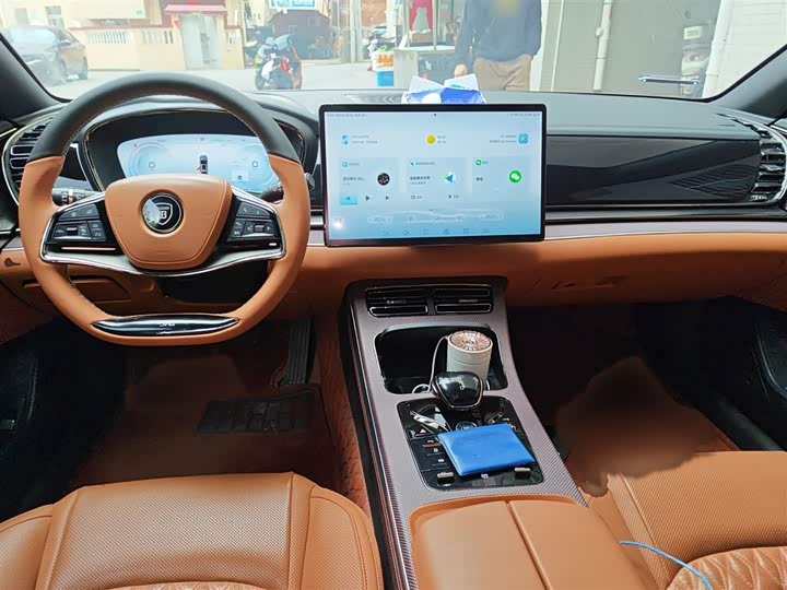 Фото 13 - BYD Han