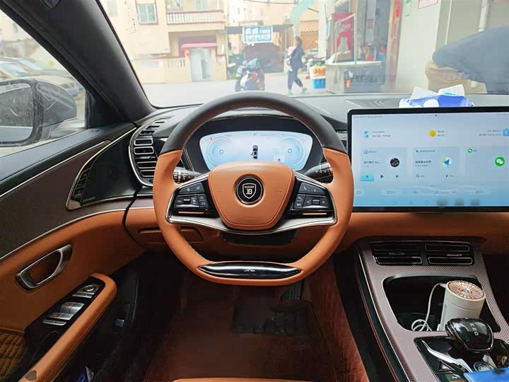 Фото 3 - BYD Han