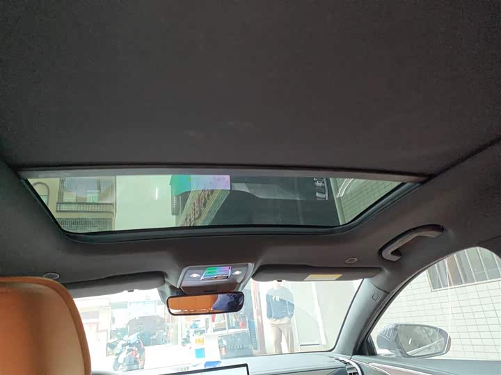 Фото 9 - BYD Han