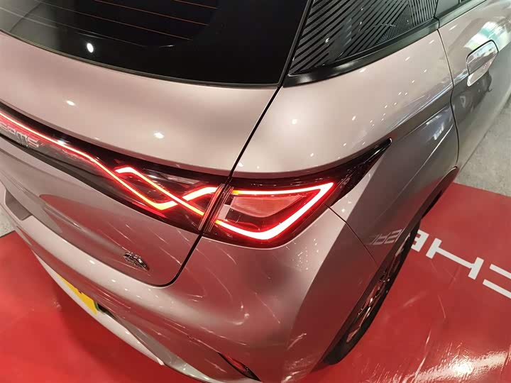 Фото 8 - BYD Dolphin