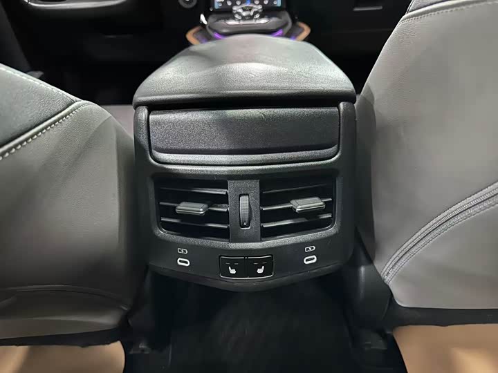 Фото 13 - Toyota bZ3