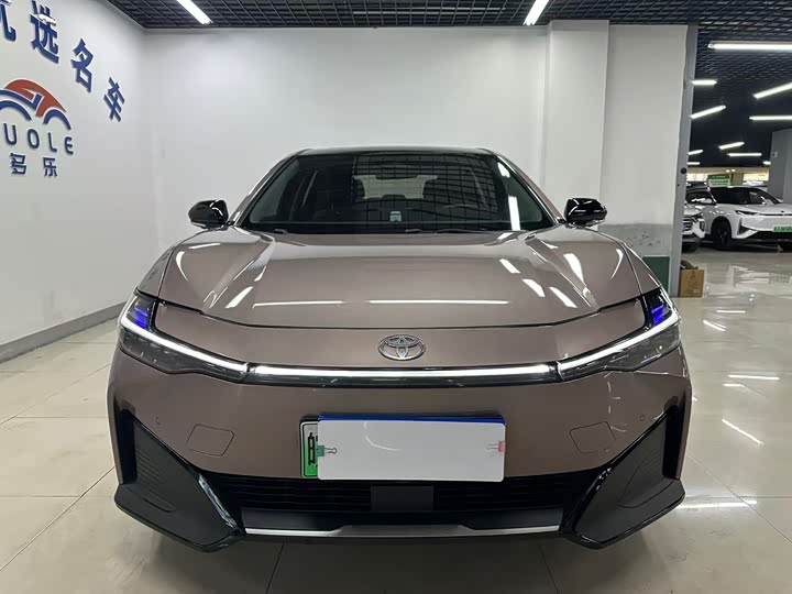 Фото 2 - Toyota bZ3