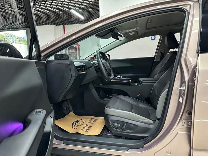 Фото 5 - Toyota bZ3