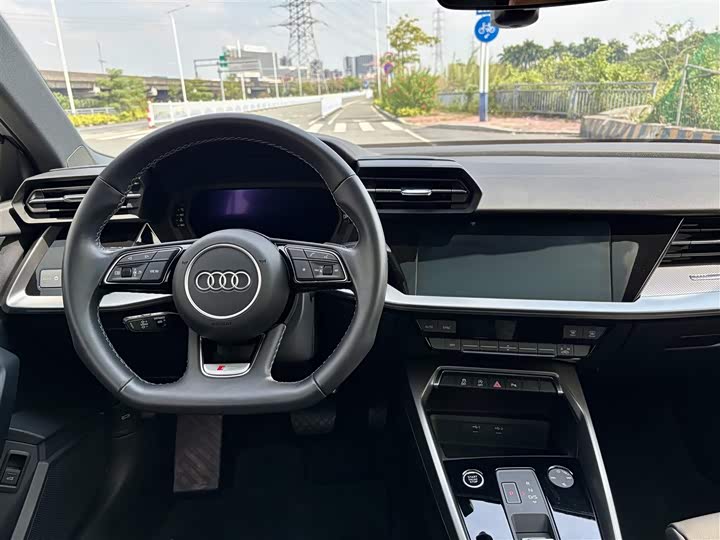 Фото 13 - Audi A3