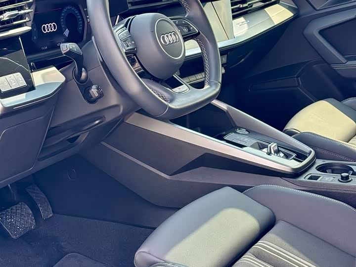 Фото 14 - Audi A3