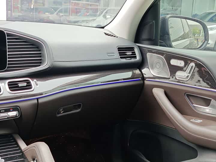 Фото 16 - Mercedes-Benz GLE-Class