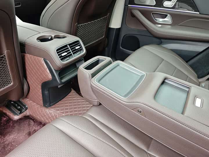 Фото 18 - Mercedes-Benz GLE-Class