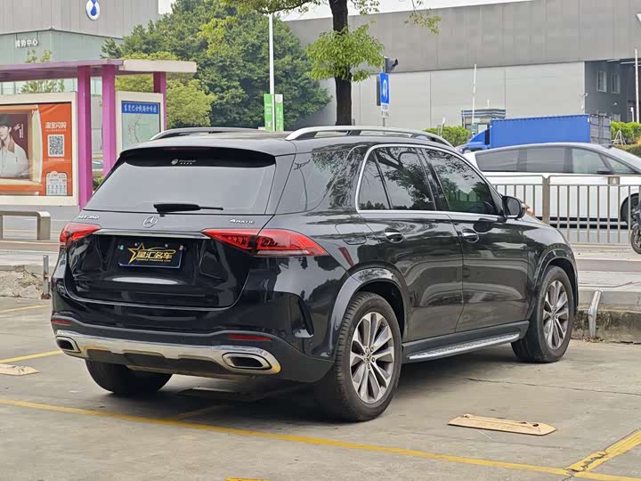 Фото 9 - Mercedes-Benz GLE-Class