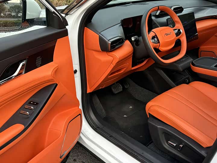 Фото 10 - Dongfeng Aeolus L7