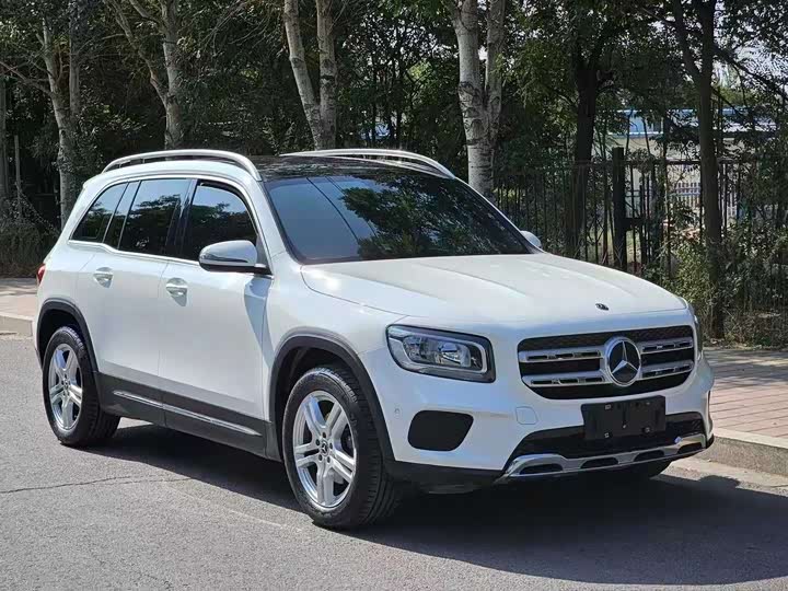 Фото 3 - Mercedes-Benz GLB-Class