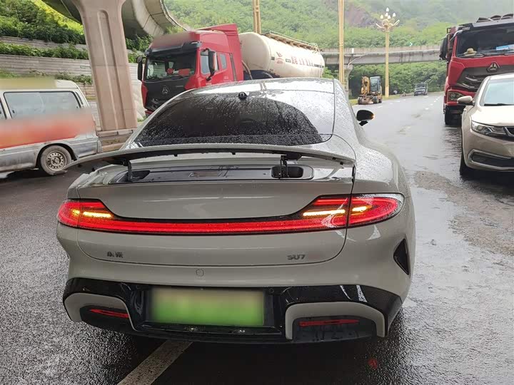 Фото 6 - Xiaomi SU7