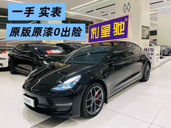 Фото 1 - Tesla Model 3