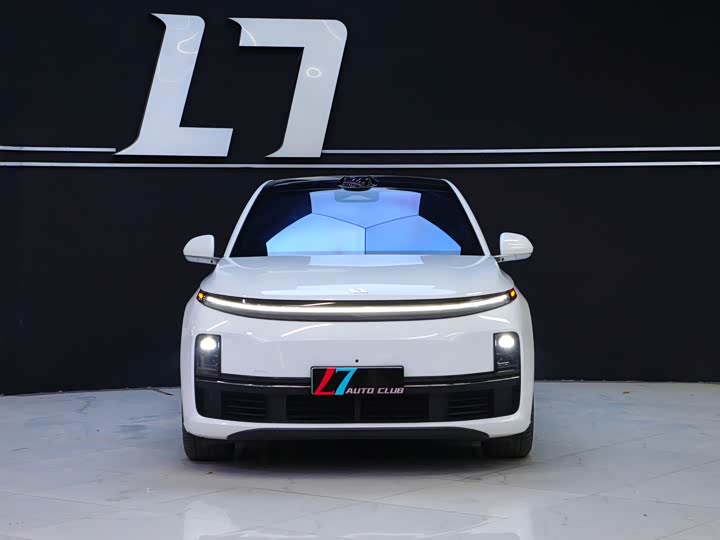 Фото 1 - LiXiang L7