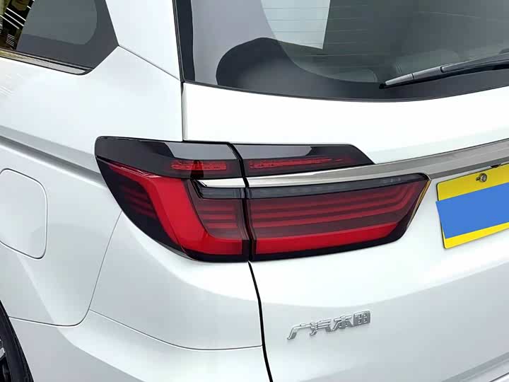 Фото 11 - Honda Odyssey