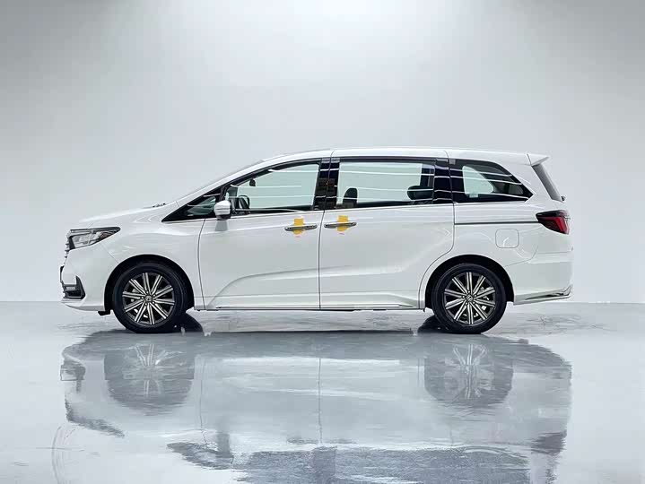 Фото 7 - Honda Odyssey