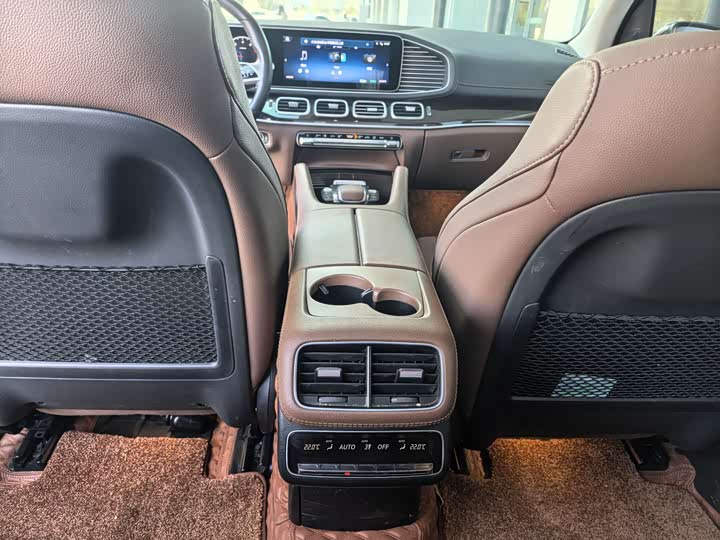 Фото 14 - Mercedes-Benz GLE-Class