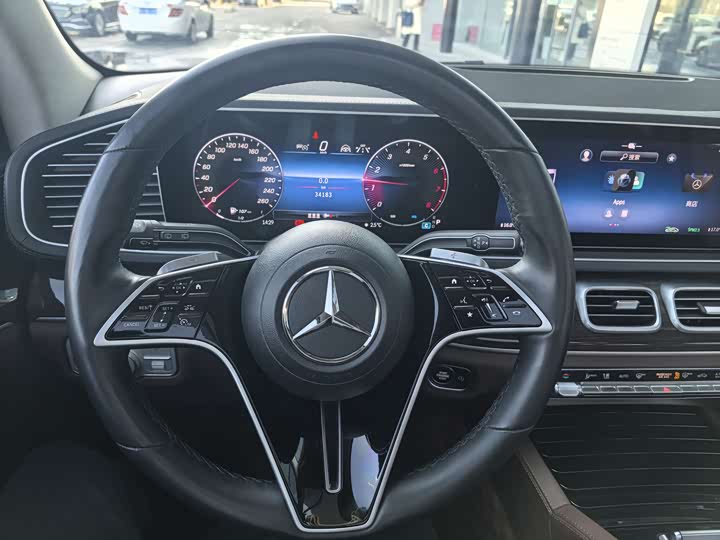 Фото 16 - Mercedes-Benz GLE-Class