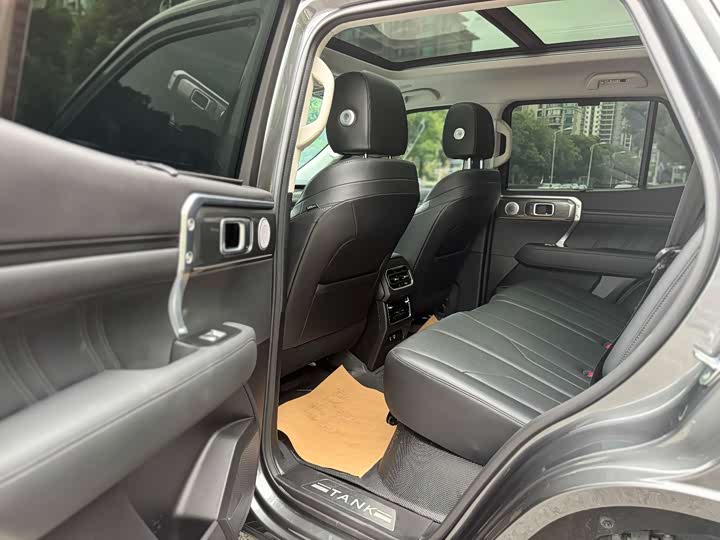 Фото 15 - Tank 400 Hybrid