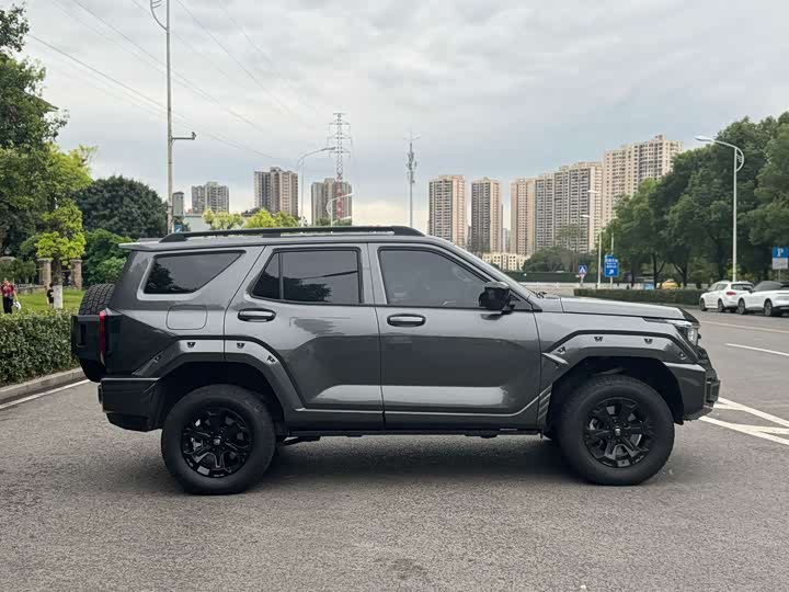 Фото 16 - Tank 400 Hybrid