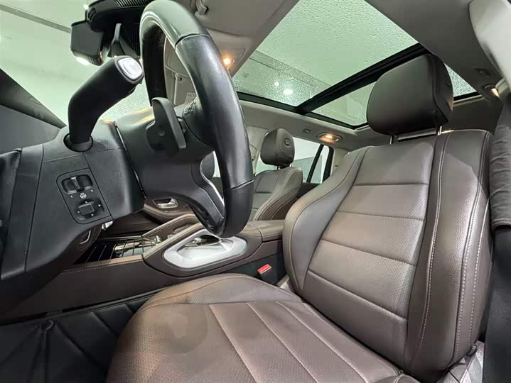 Фото 10 - Mercedes-Benz GLS-Class