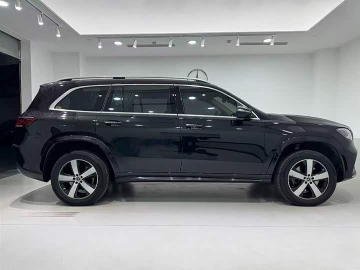 Фото 17 - Mercedes-Benz GLS-Class