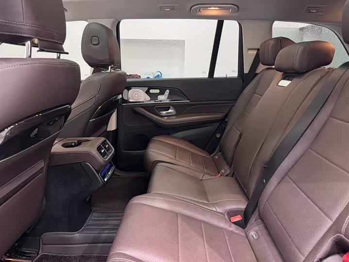 Фото 8 - Mercedes-Benz GLS-Class