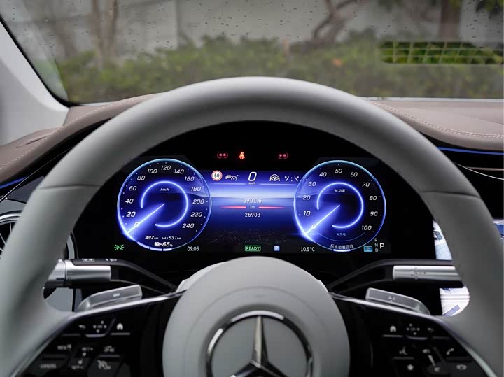 Фото 12 - Mercedes-Benz EQS