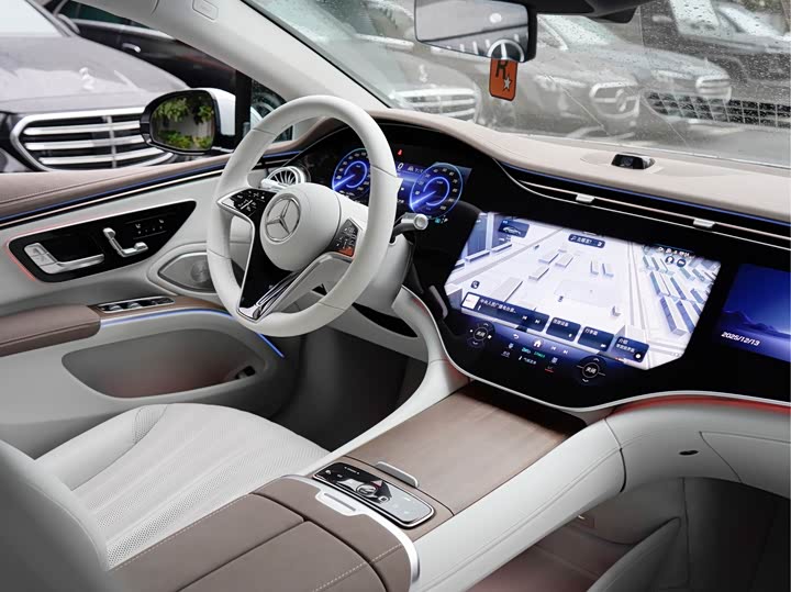 Фото 20 - Mercedes-Benz EQS