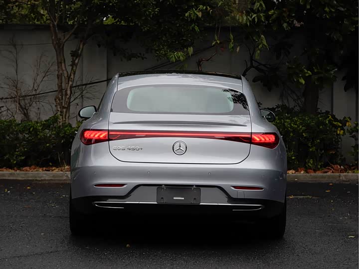 Фото 6 - Mercedes-Benz EQS