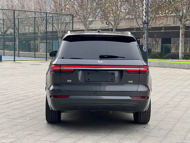 Фото 6 - LiXiang One