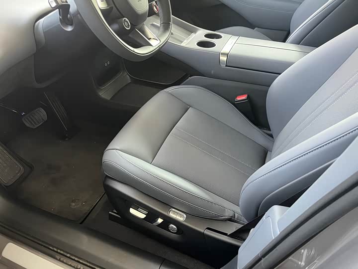 Фото 4 - Xiaomi YU7