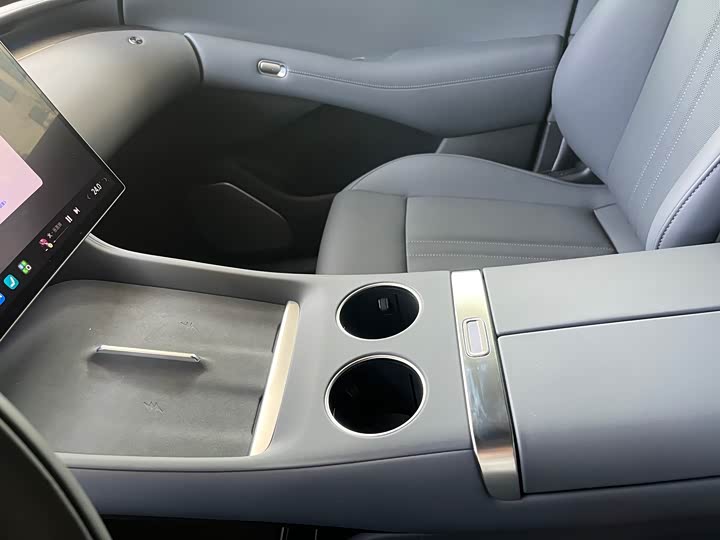 Фото 5 - Xiaomi YU7