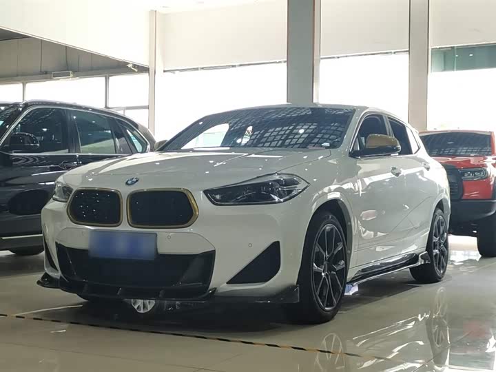Фото 2 - BMW X2