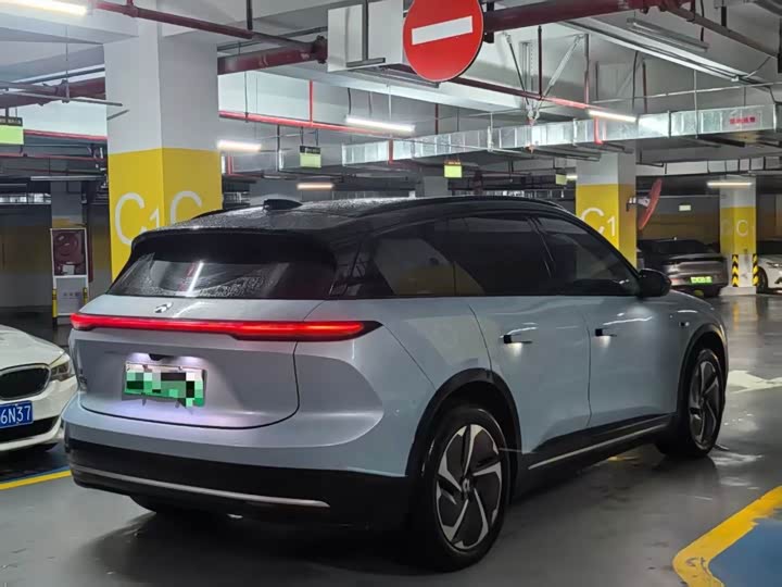 Фото 3 - Nio ES6