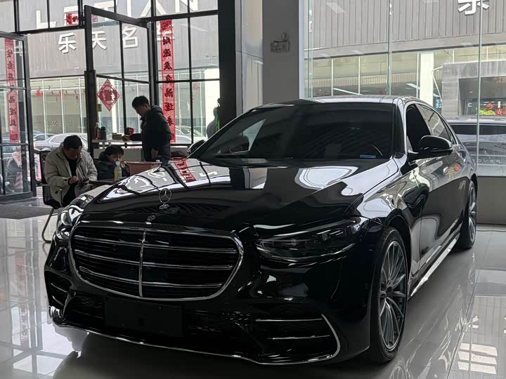 Фото 1 - Mercedes-Benz S-Class