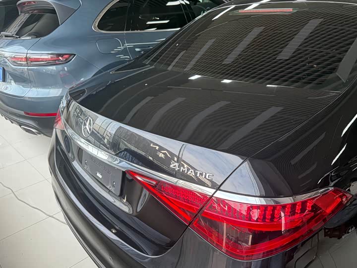 Фото 8 - Mercedes-Benz S-Class