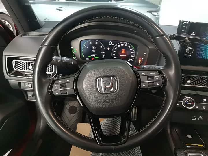 Фото 11 - Honda Civic