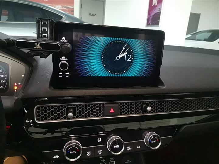 Фото 13 - Honda Civic