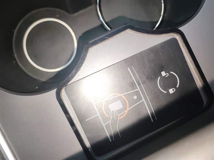 Фото 9 - Tesla Model 3