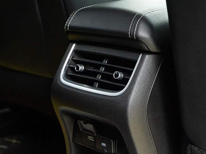 Фото 16 - Tank 300