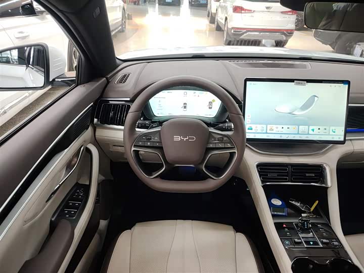 Фото 11 - BYD Song Plus Hybrid/EV