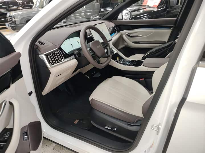 Фото 15 - BYD Song Plus Hybrid/EV