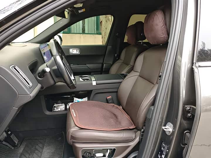 Фото 15 - LiXiang L9