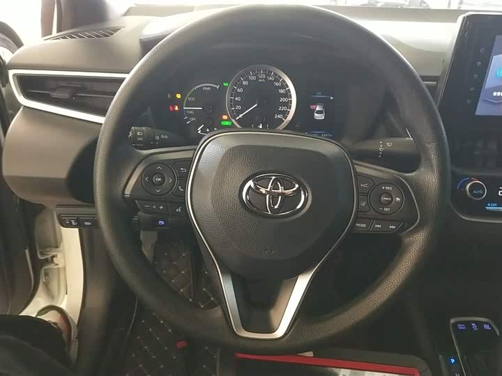 Фото 11 - Toyota Levin