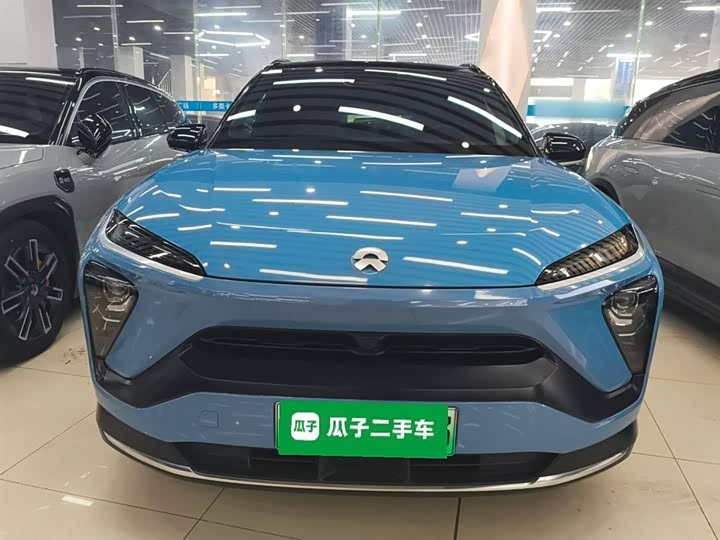 Фото 3 - Nio ES6