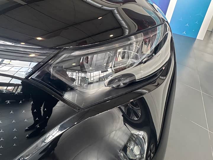 Фото 5 - Mercedes-Benz EQE SUV