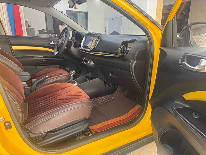 Фото 10 - Kia KX1