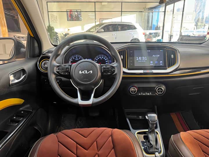 Фото 16 - Kia KX1