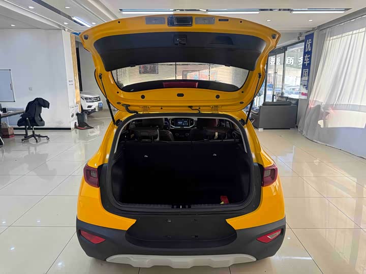 Фото 19 - Kia KX1