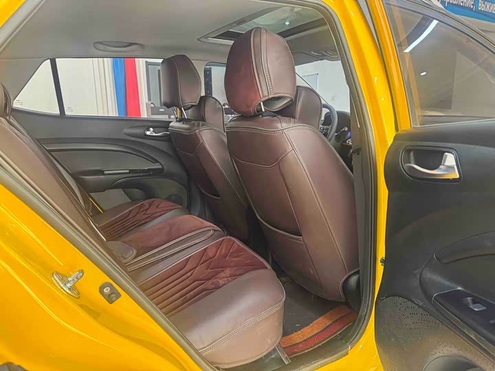 Фото 9 - Kia KX1